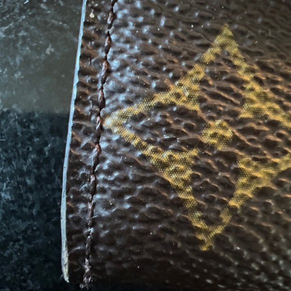 LOUIS VUITTON EMILIE WALLET - Picture 10 of 12